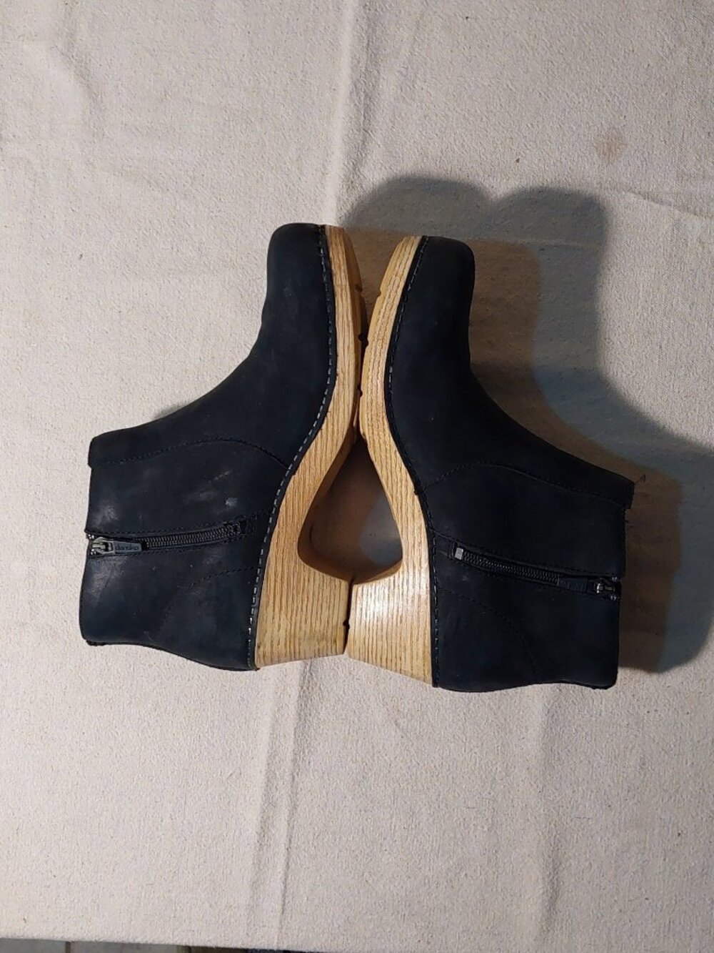 Dansko Maria Black Nubuck Leather Clog Ankle Boots Side Zip Size 8.5 US / 39 EU
